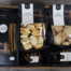Eine wunderbare Geschenk-Box, welche süsse und salzige Produkte beinhaltet. UrDinkel Grissini, Apéro Knusperli, würzige Tomate, Zwetschgen-Rotwein Traum, Nussknacker und eine Geschenkbox mit saisonaler Dekoration machen das Geschenk perfekt.